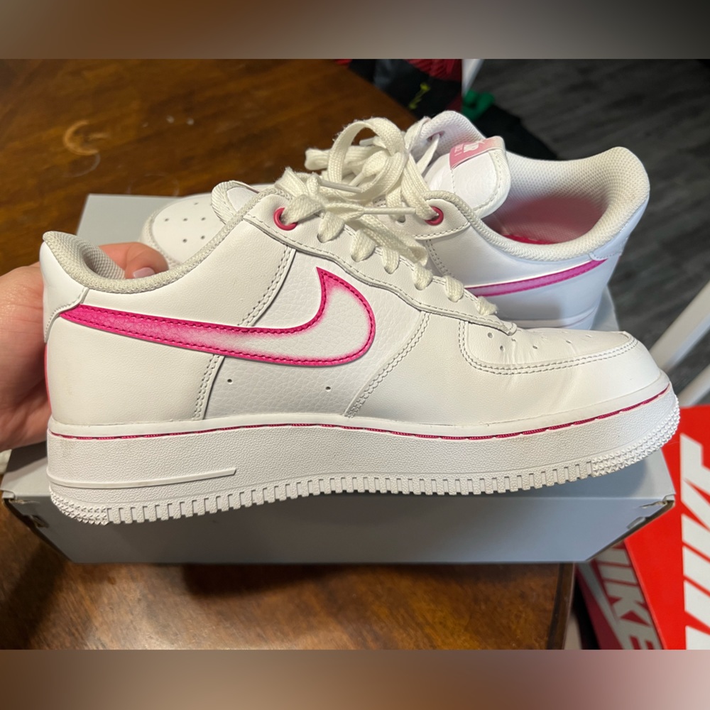Women’s pink airbrushed Air forces